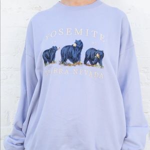 Brandy Melville Yosemite Crewneck